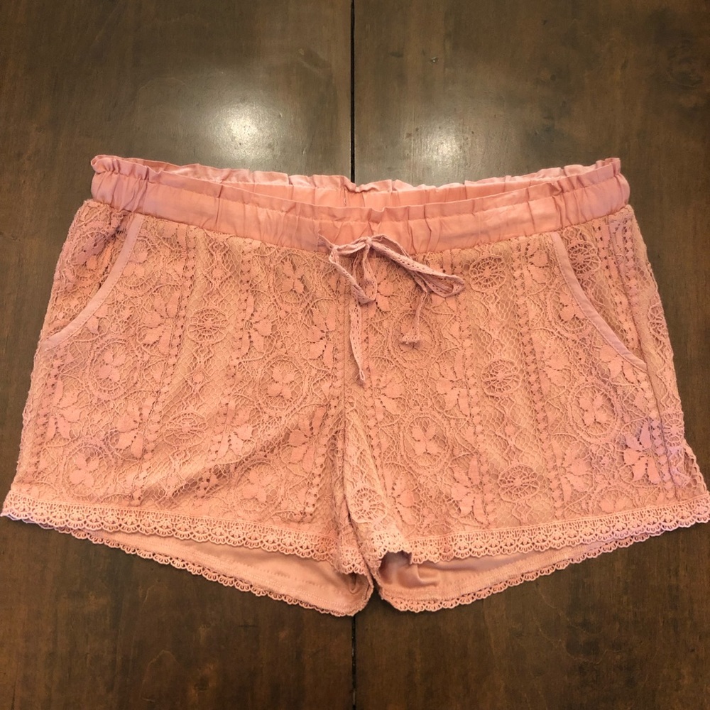 REWIND Peachy Pink Lacy Shorts Size M